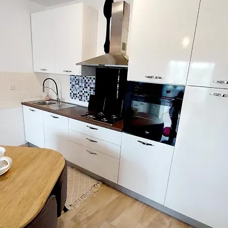 Apartman Lusy * 투라니