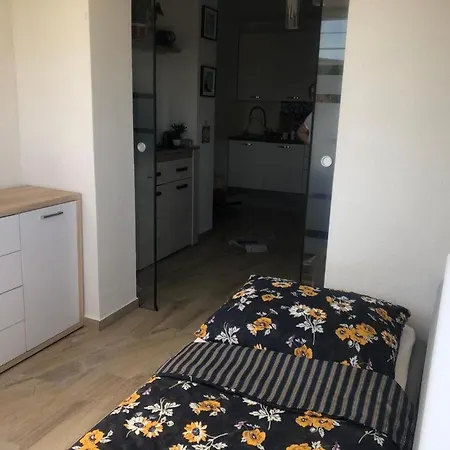 아파트 Apartman Lusy