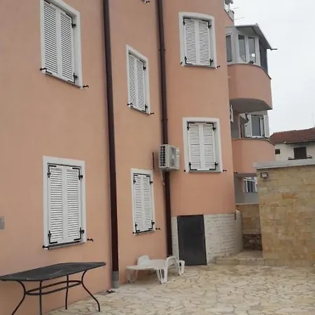 Apartman Lusy 아파트